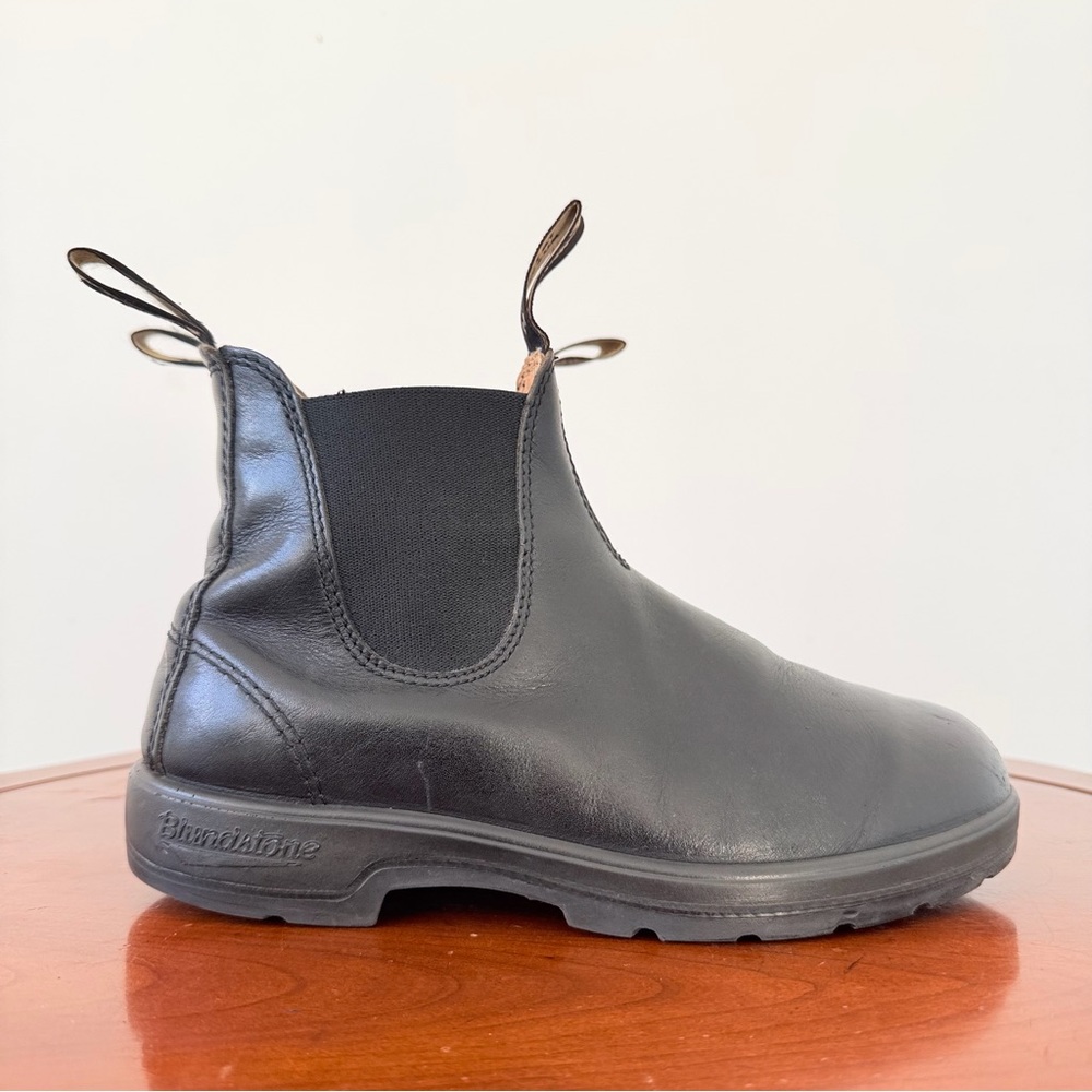 Blundstone Women’s Black Leather Chelsea Boot